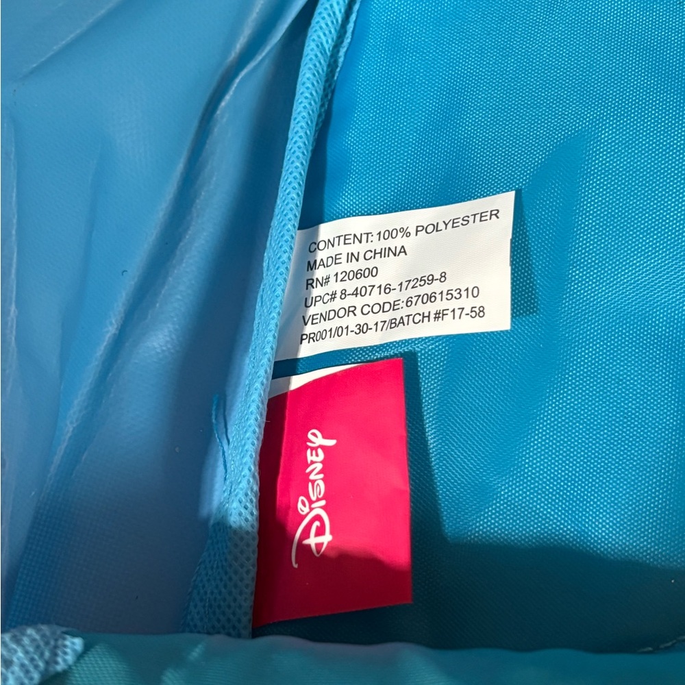 New 2 piece Minnie Mouse backpack - Picture 2 of 5